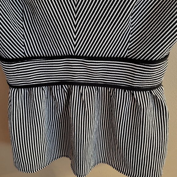 Monteau Chevron Blouse, size S - Picture 4 of 10